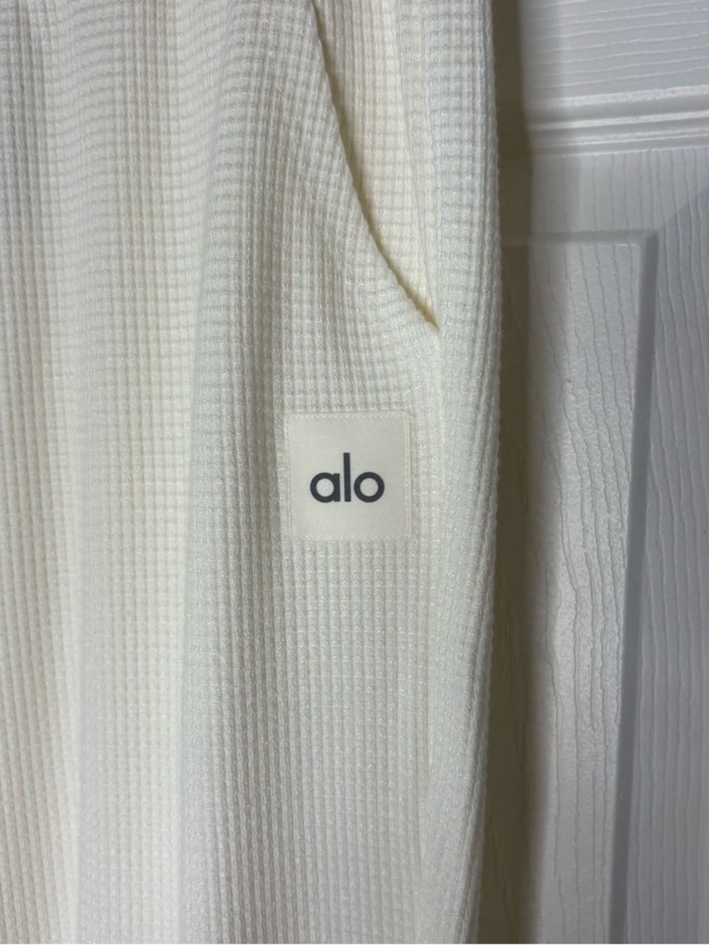 Alo Waffle Weekend Escape Mock Neck Sweater and Jogger Set, lvory XS 🧇 - Picture 10 of 16